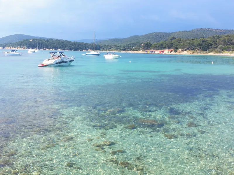 Brégançon beach with turquoise waters
